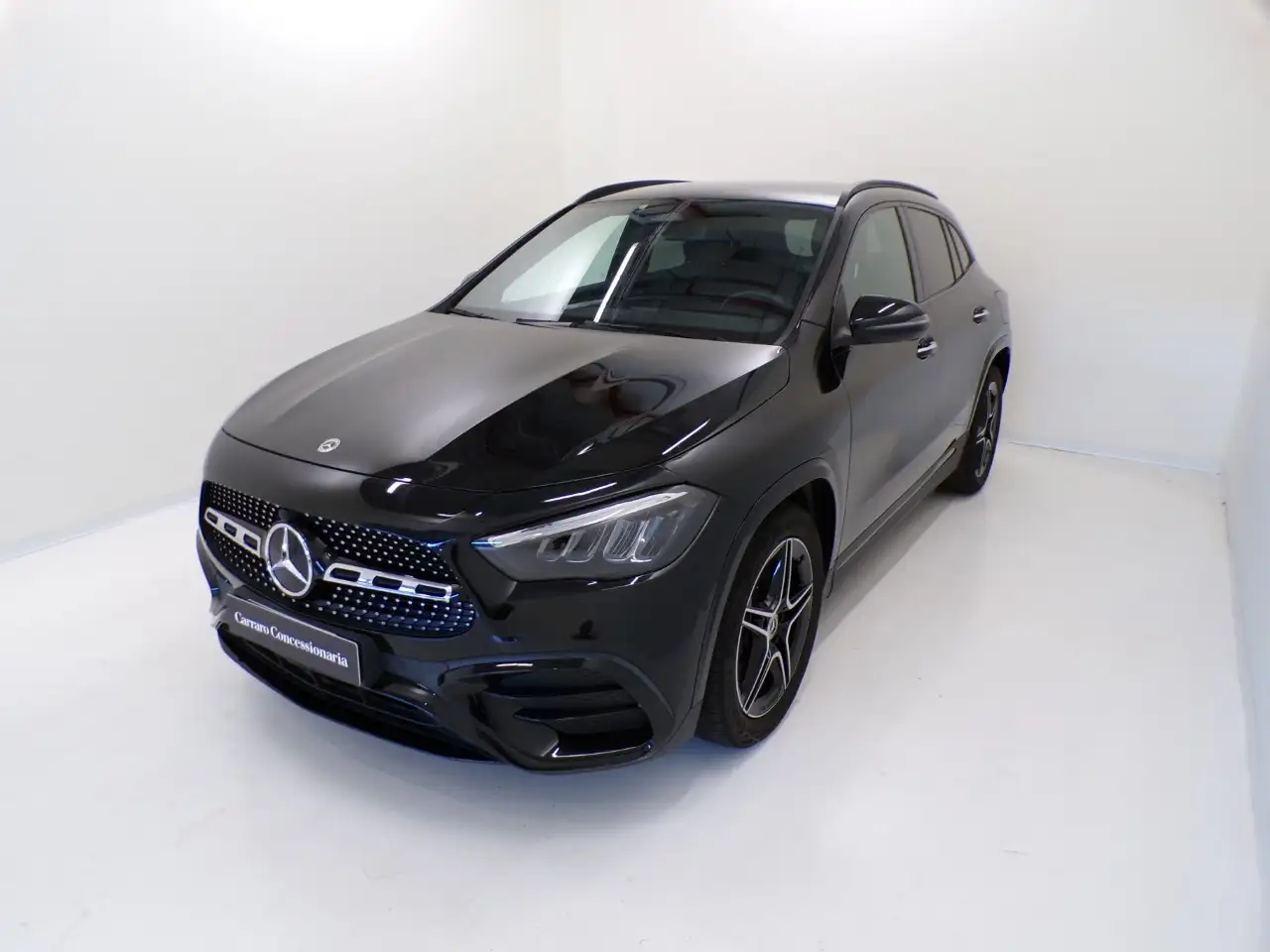 Mercedes-Benz GLA 180 - GLA 180 d AMG Line Advanced Plus auto — photo 1 of 21