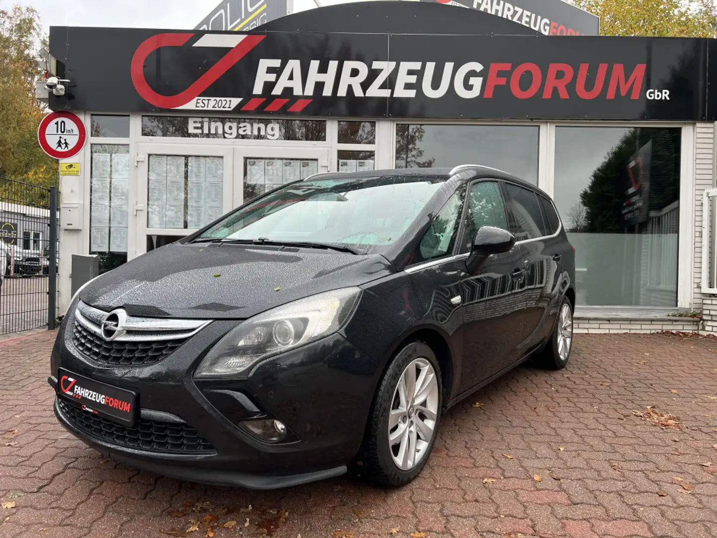 Opel Zafira Innovation 7-Sitze* Navi* Kamera*Garantie Zwart - 1