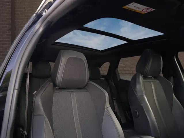 Peugeot 3008 view 8