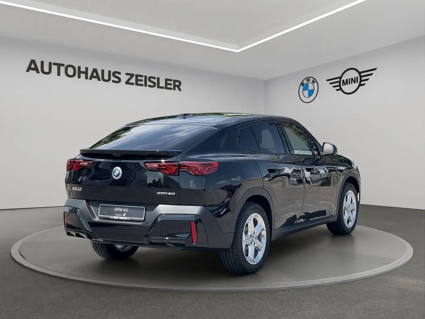 BMW iX2 eDrive20 SOFORT! 18"LM SHZ RFK Driv. Ass. Negru - 2