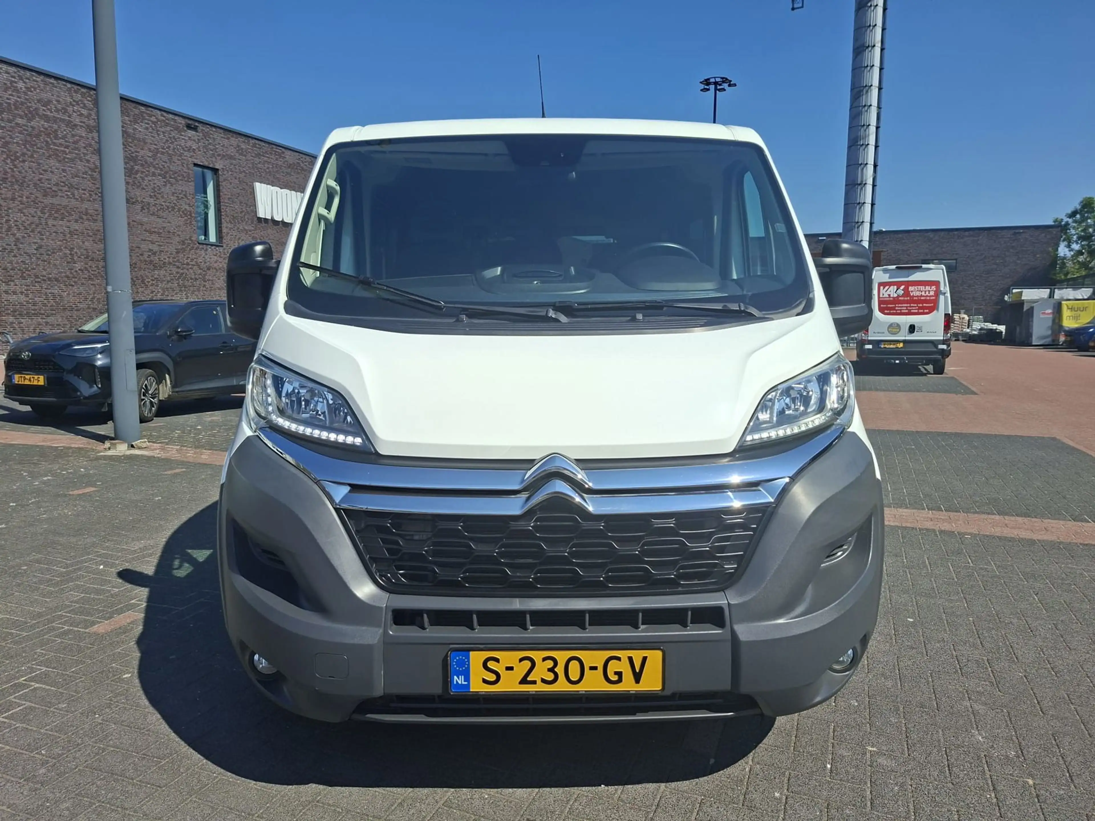 Citroen Jumper 30 2.0 BlueHDI L1H1 Comfort / airco 9 persoons — photo 2