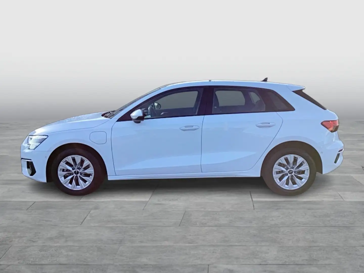 Audi A3 Sportback 40 TFSI e S tronic LED Navi Pano RKamera Weiß - 2