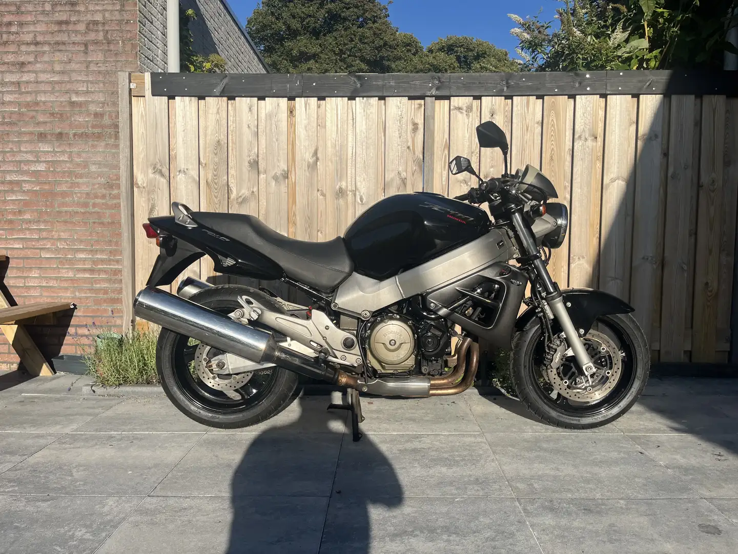 Honda X 11 SC42 SF X-Eleven Fekete - 2