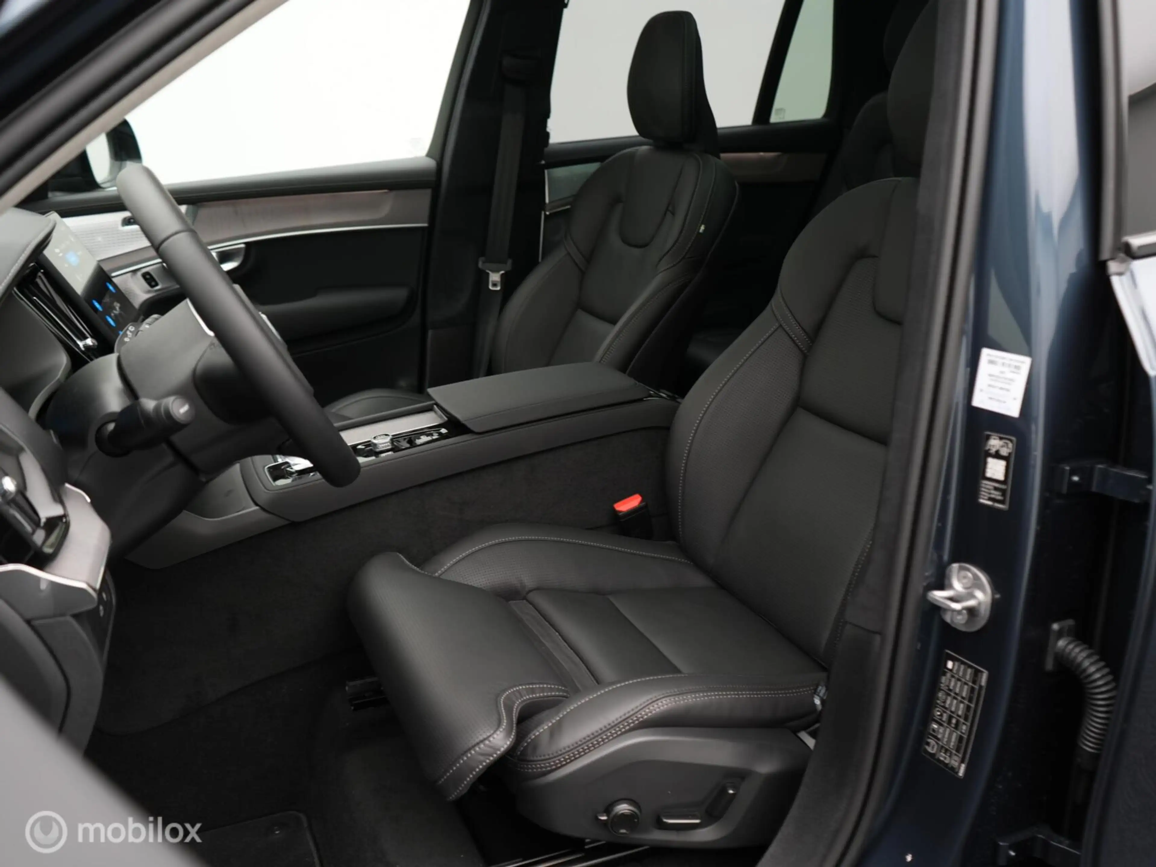Volvo XC90 2.0 T8 Plug-in AWD Ultra Bright |Nappa Leder| — photo 13