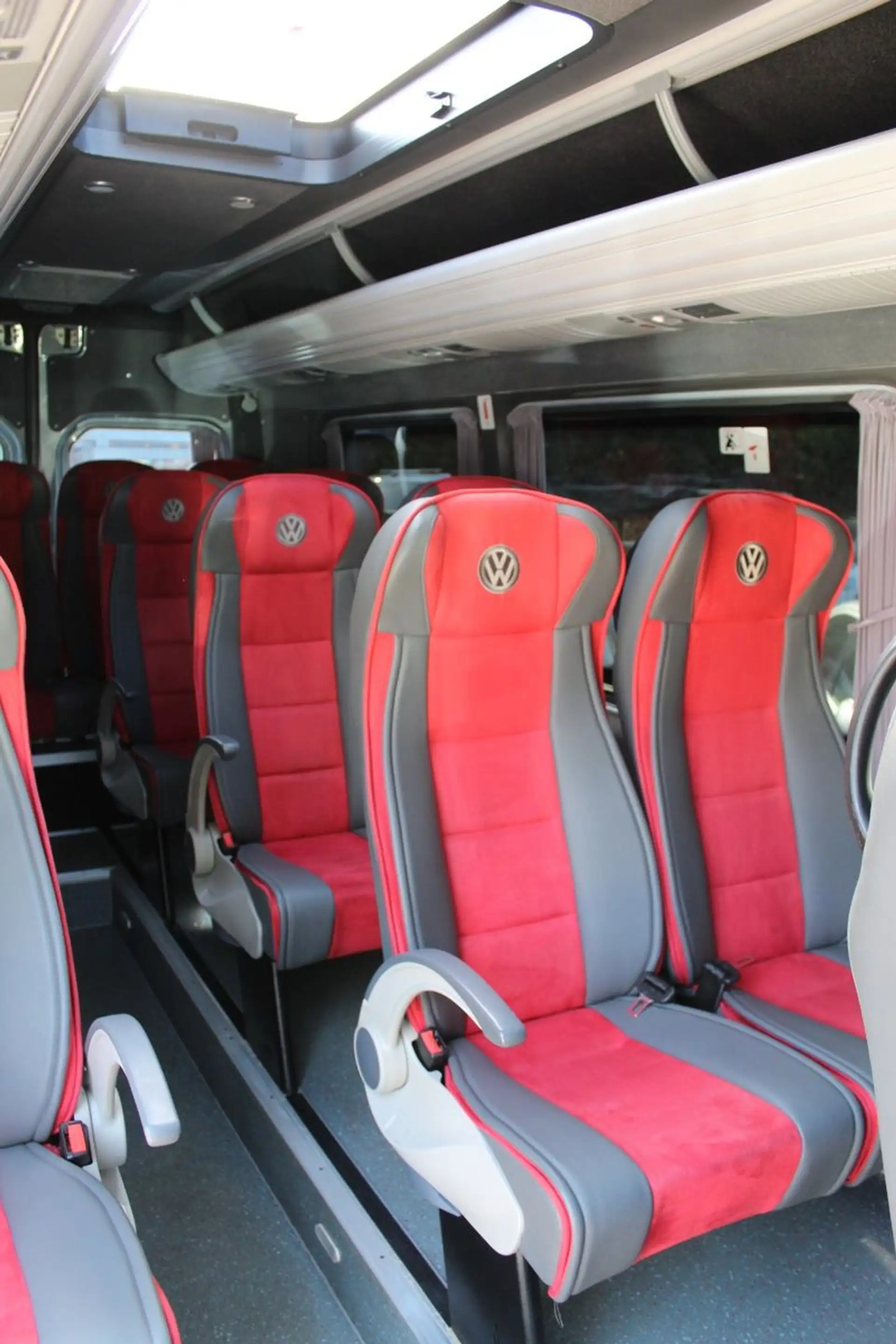 Volkswagen Crafter extralang Hochdach 17 SITZER KLIMA KAM — photo 16