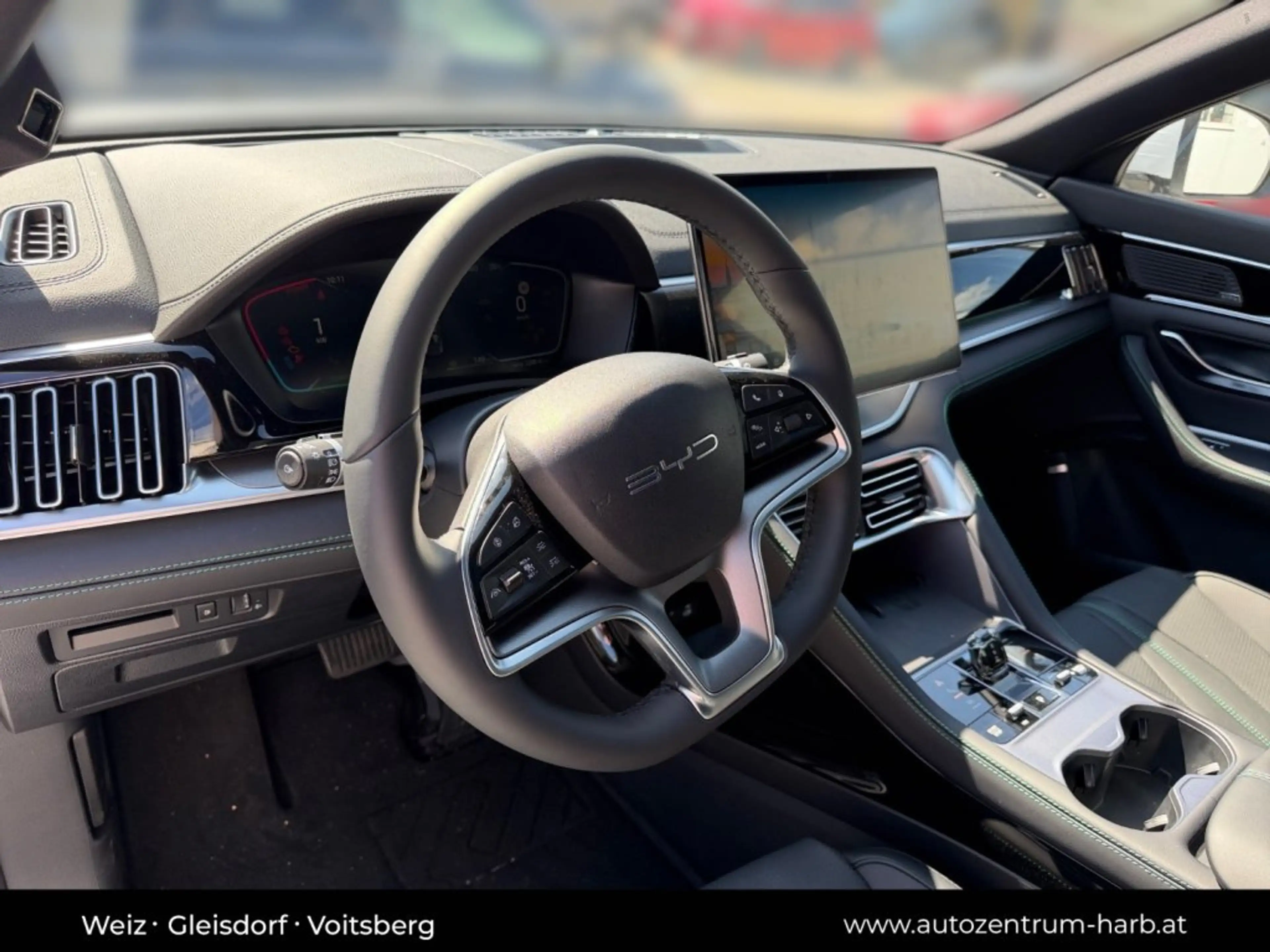 BYD Seal U DM-i Design AWD — photo 15
