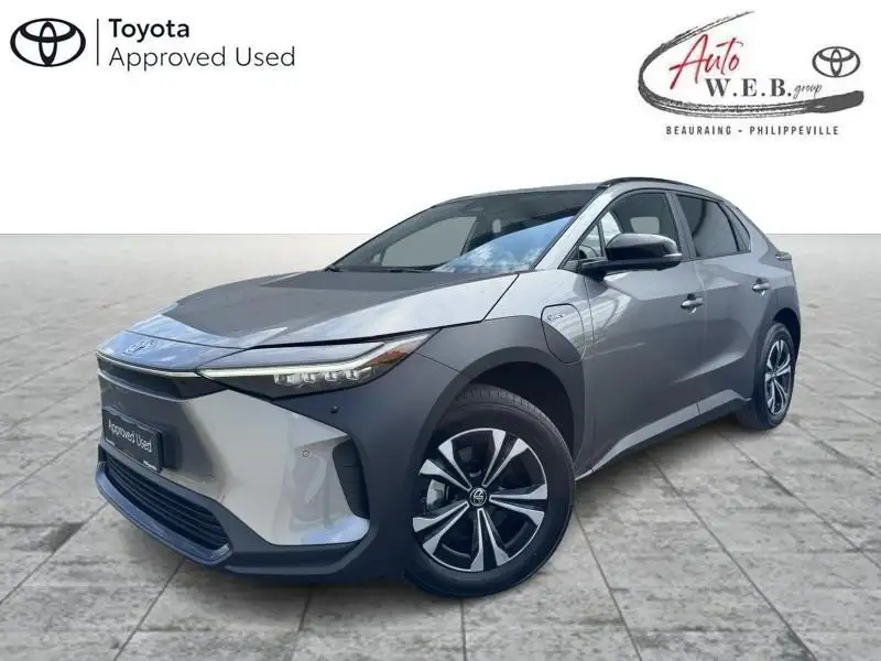 TOYOTA Bz4x