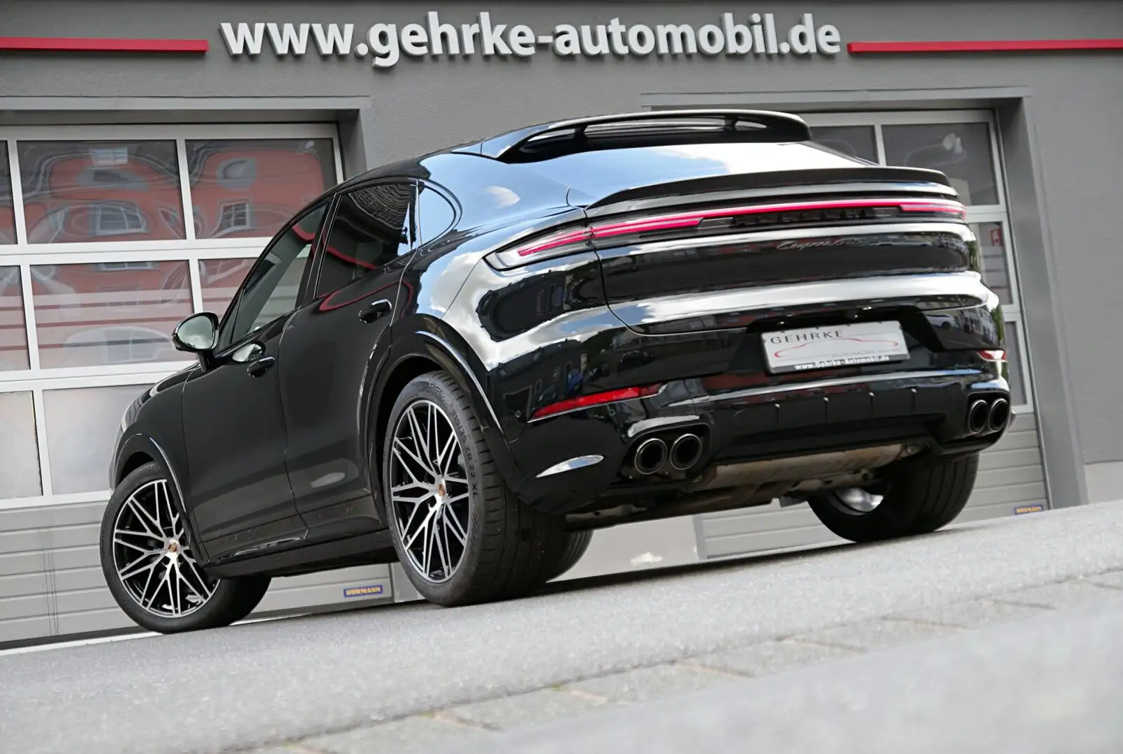 Porsche Cayenne Cayenne GTS Coupe*ACC,Beifahrerdis,Head-Up,18-W* Schwarz - 2