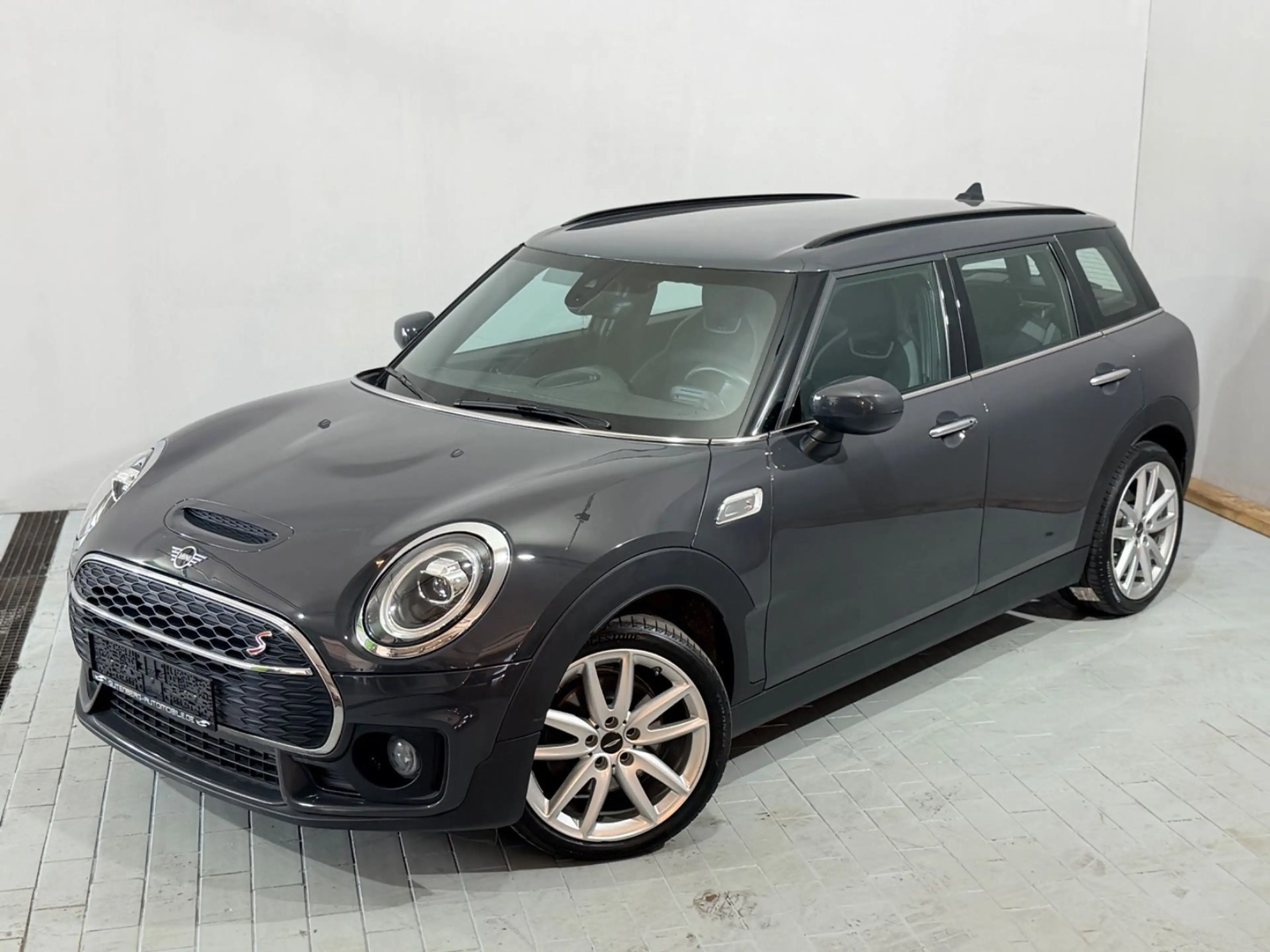 MINI Cooper SD Clubman Clubman Cooper SD LED JOHN COOPER WORKS — photo 3