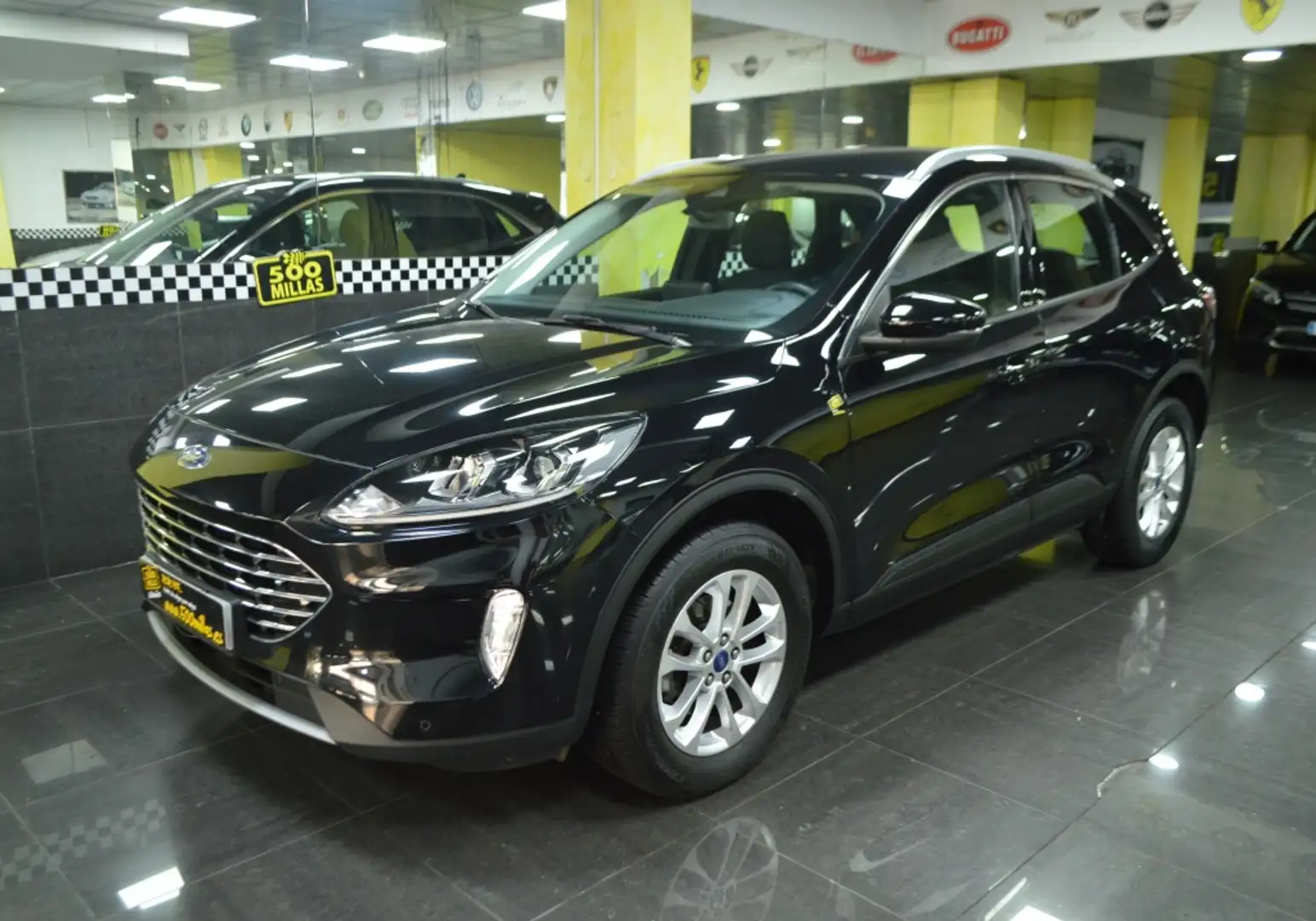 Ford Kuga 2.5 Duratec FHEV Titanium AWD Aut. Negro - 1