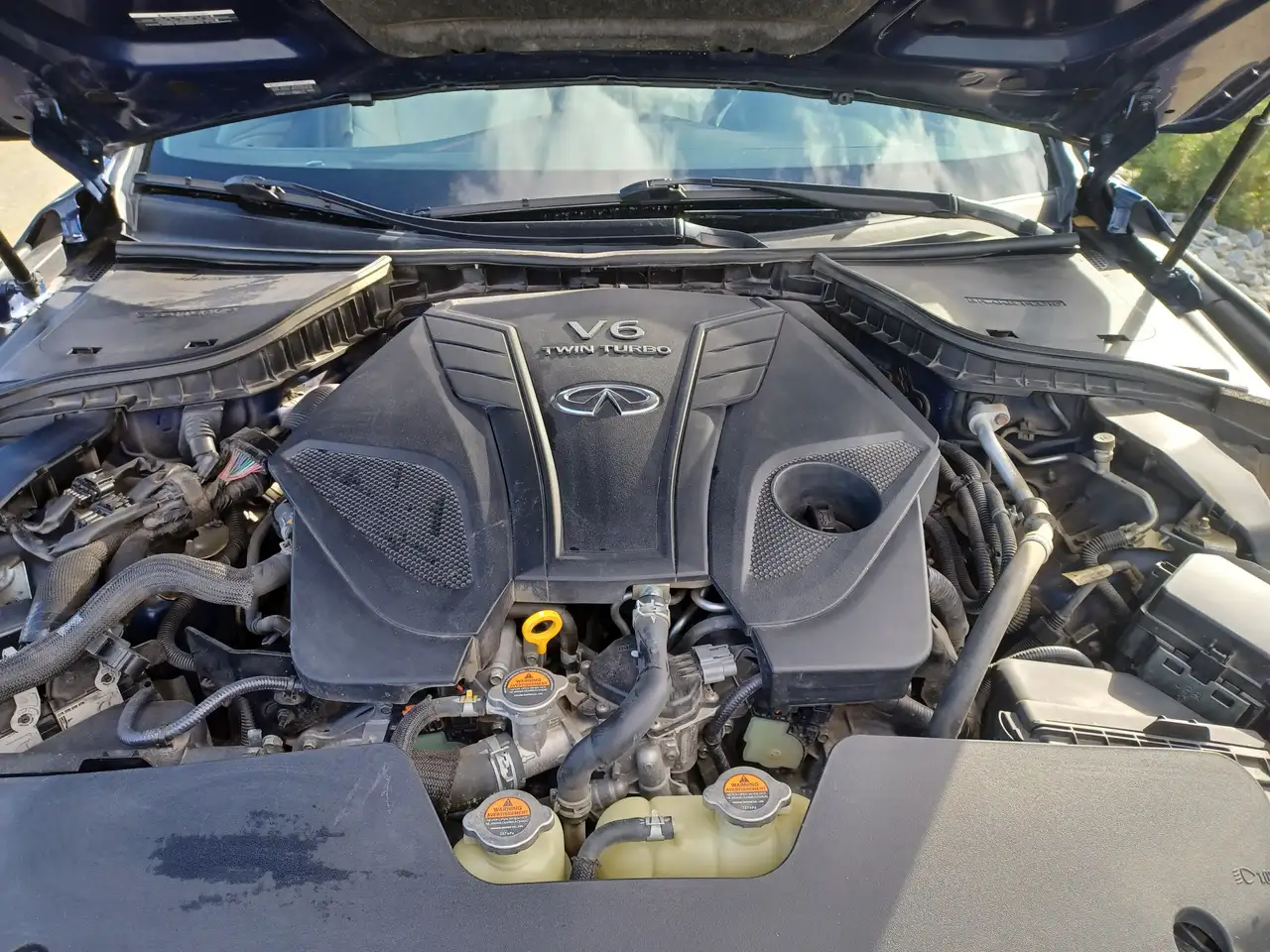 Infiniti Q50 снимка Infiniti Q50