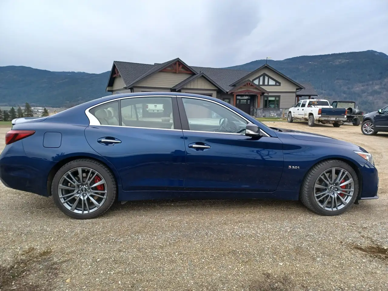 Infiniti Q50 снимка Infiniti Q50