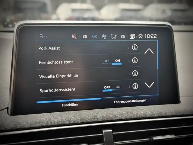 Peugeot 3008 view 17