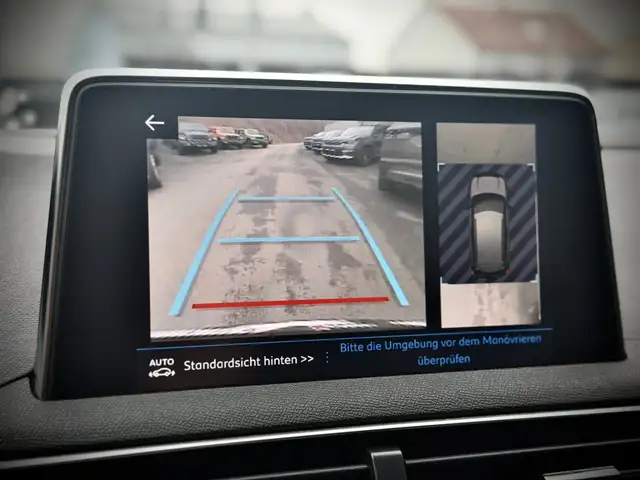 Peugeot 3008 view 16