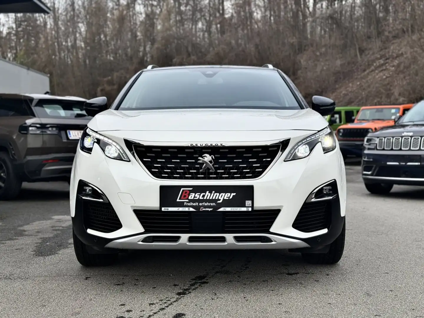 Peugeot 3008 1,5 130 GT Line Automatik Weiß - 2