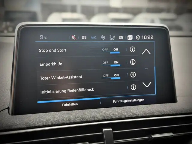 Peugeot 3008 view 18