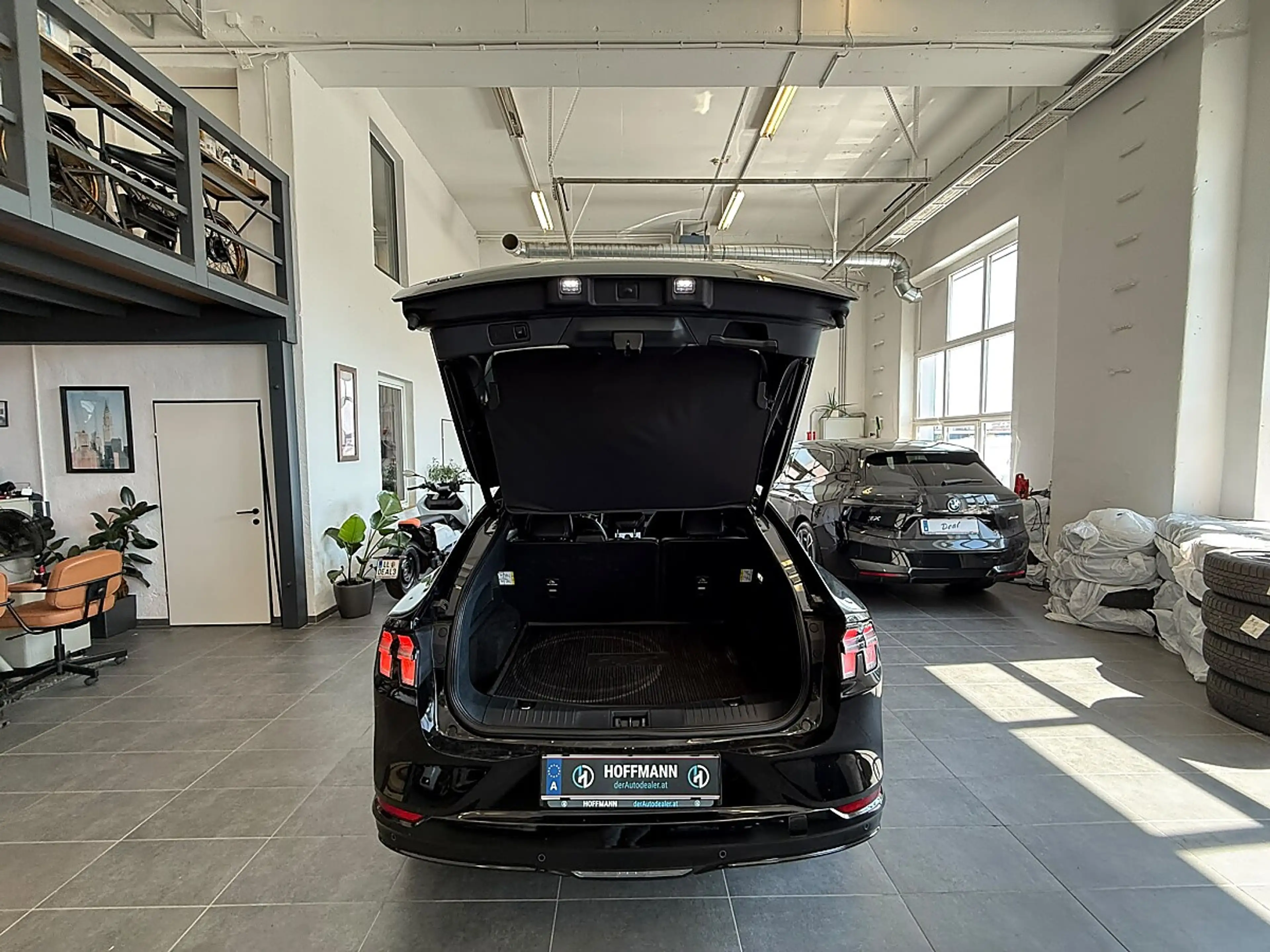 Ford Mustang Mach-E AWD Elektro Extended Range, B&O Sound/Tech1Pake... — photo 9