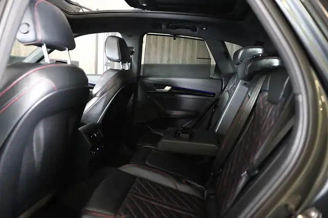 Audi Q5 view 29