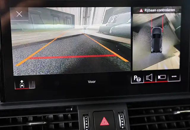 Audi Q5 view 11