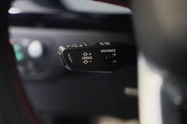 Audi Q5 view 17
