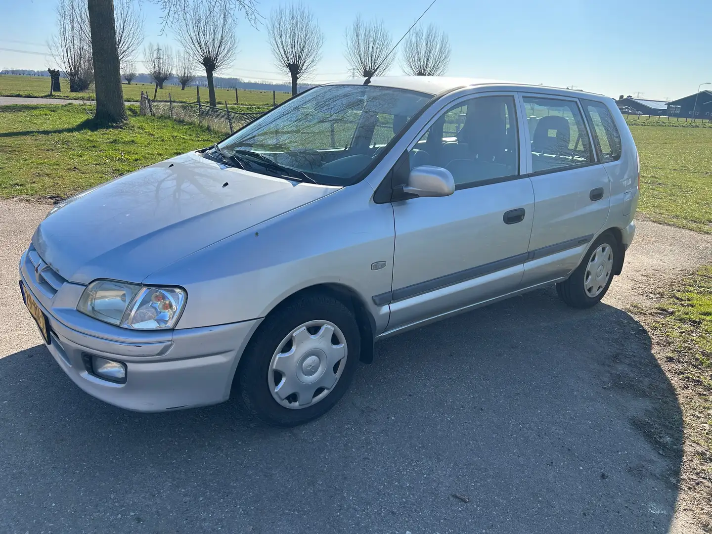 Mitsubishi Space Star Space Star 1.6 - Airco Срібний - 1