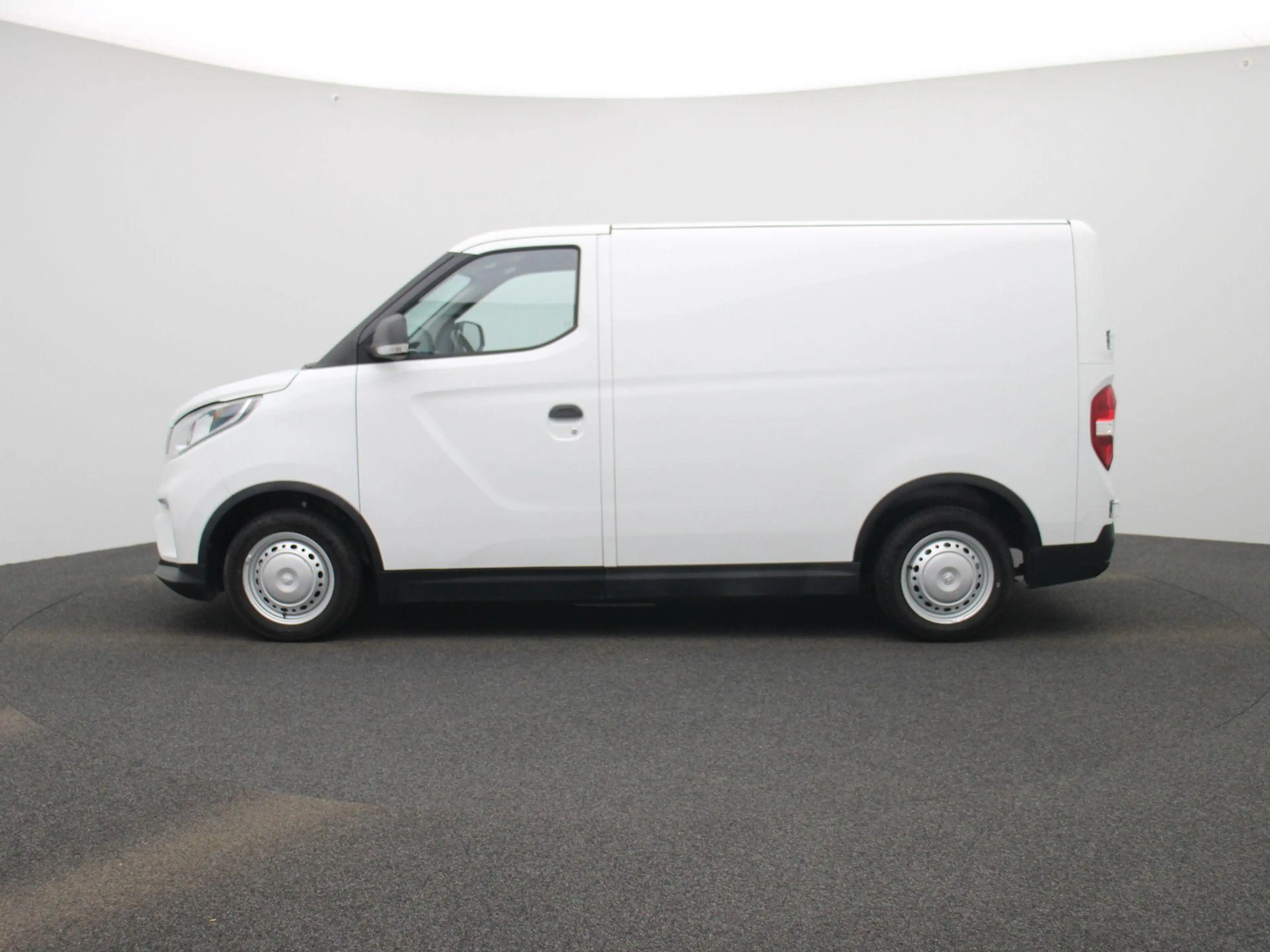 Maxus eDeliver 3 SWB 50 kWh | Apple CarPlay | Camera | Stoelverwarm — photo 4