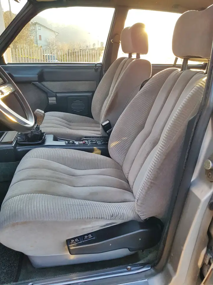 Alfa Romeo Alfa 6 2.5i Quadrifoglio Oro, foto 6