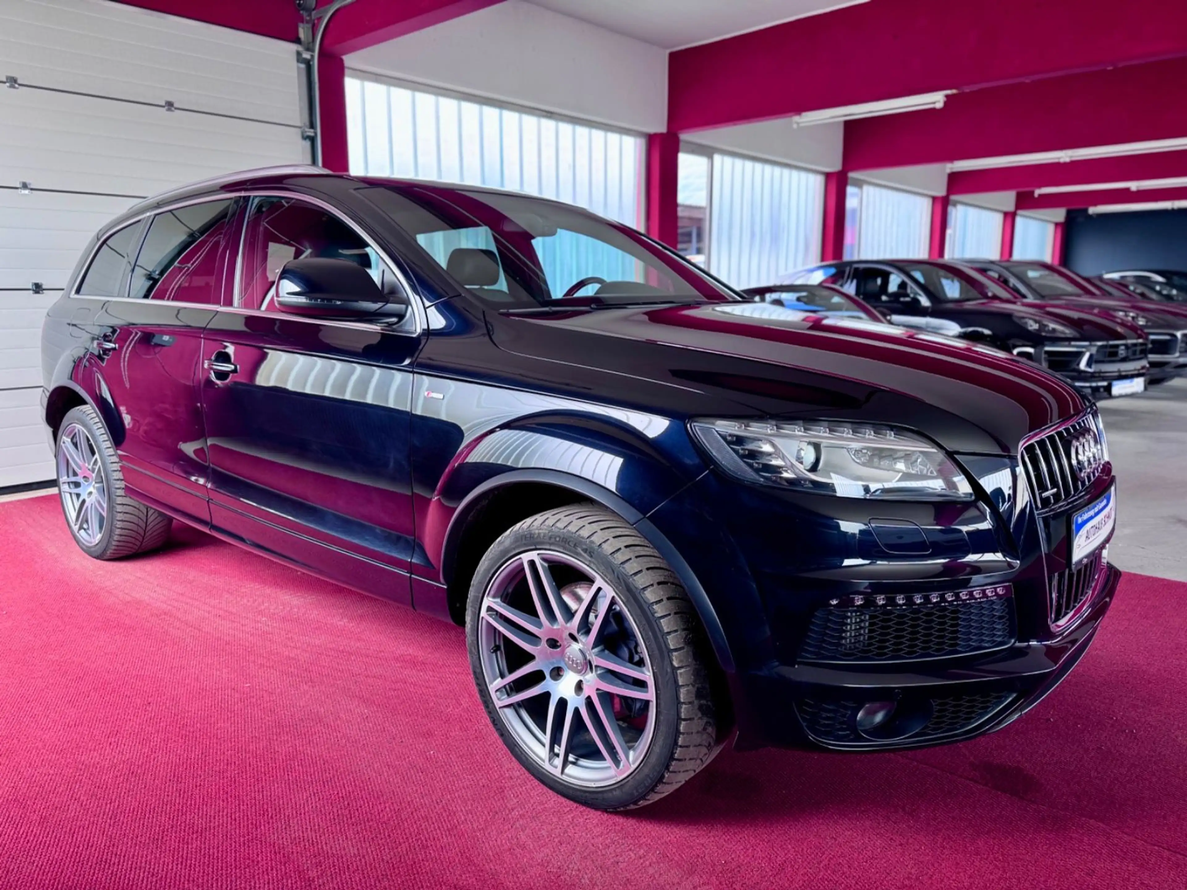 Audi Q7 4.2TDI Facelift quattro 3x S Line AHK Luft 21 — photo 2