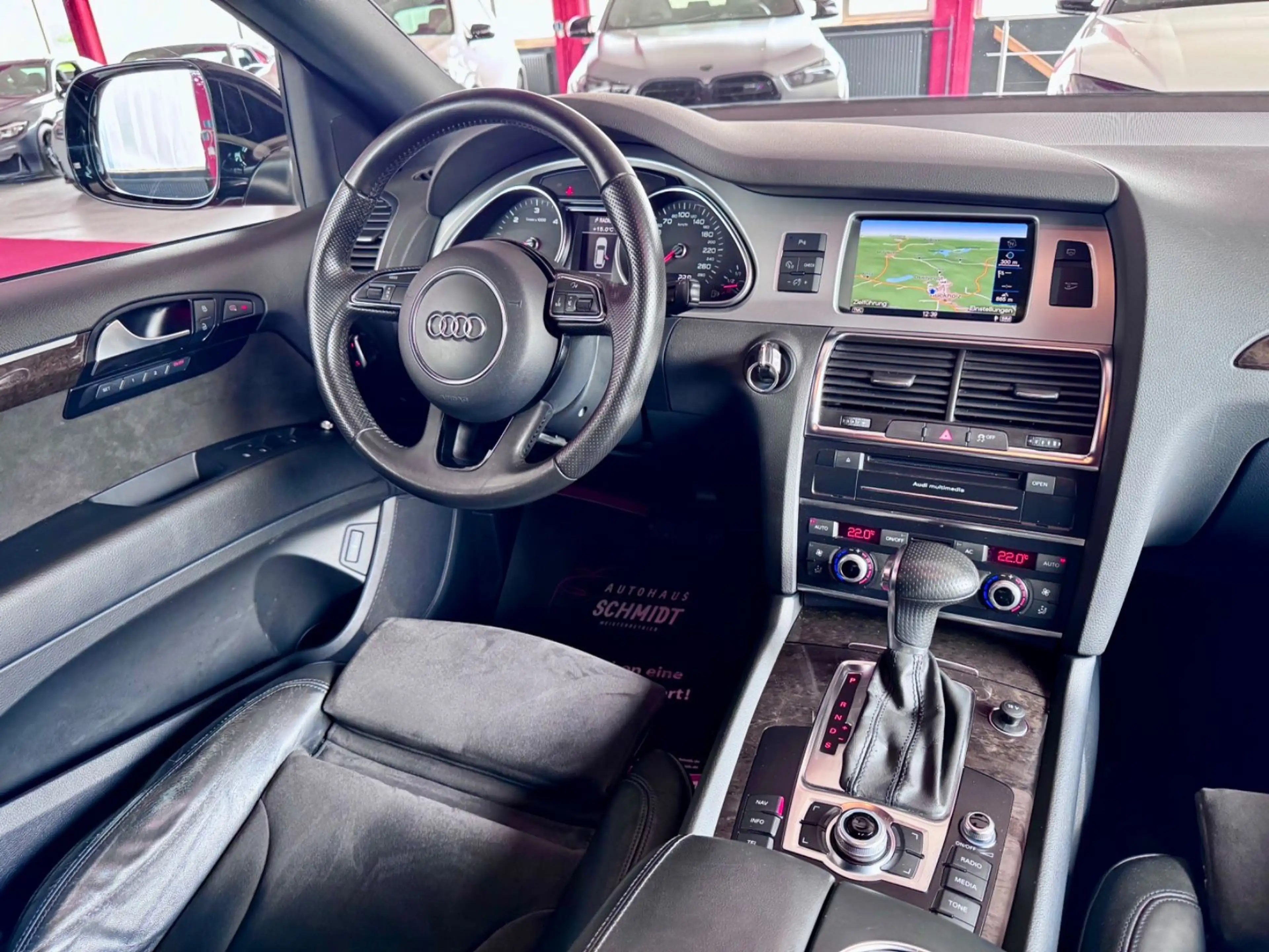 Audi Q7 4.2TDI Facelift quattro 3x S Line AHK Luft 21 — photo 3
