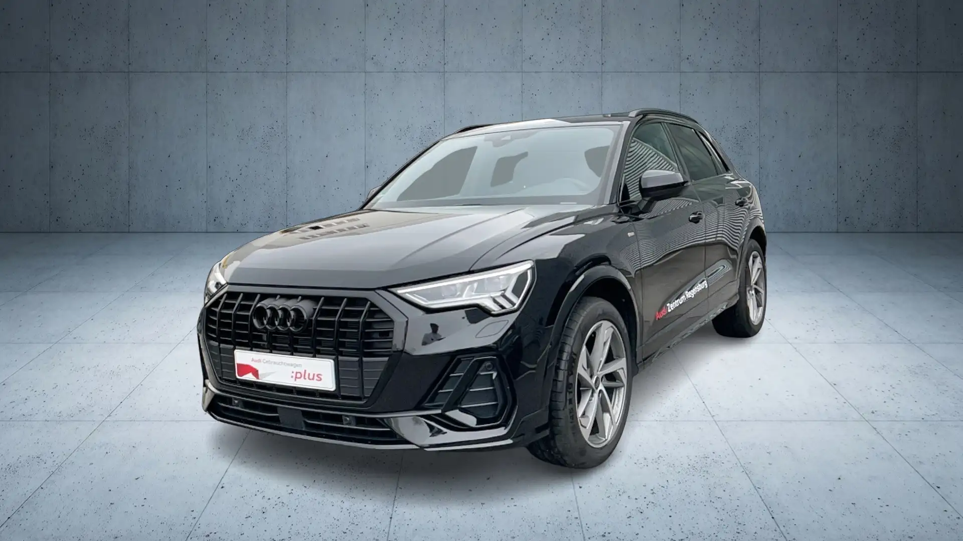 Audi Q3 S line 35 TDI S tronic Matrix ACC AHK SpurH Schwarz - 2