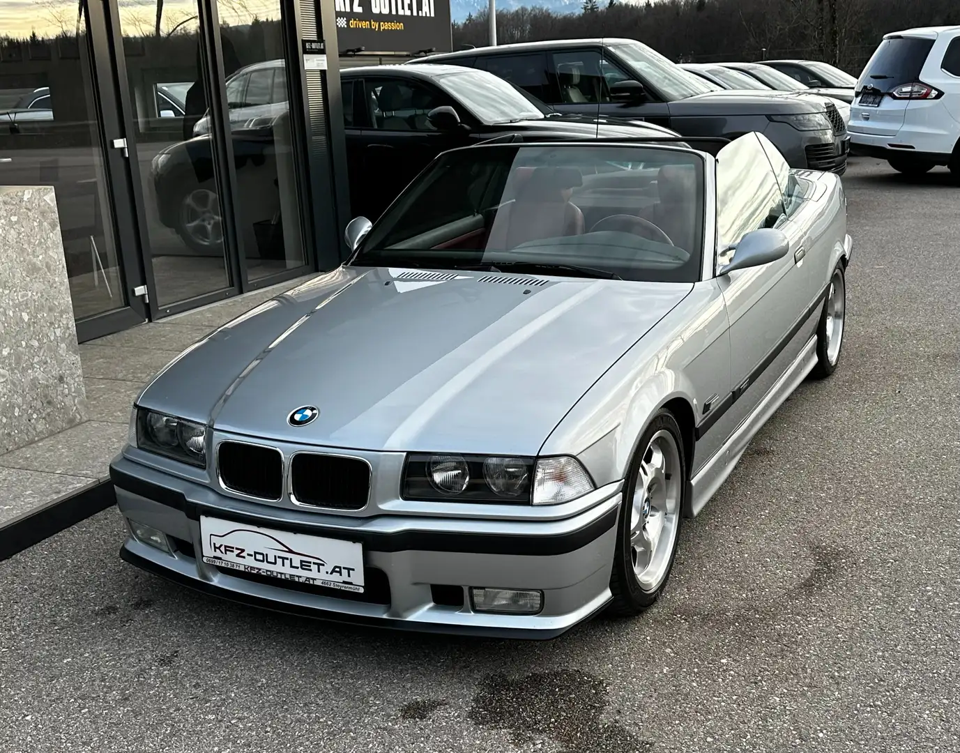 BMW M3 Cabrio 3.2 Individual *1.Besitz*Schalter*Perfekt* Silber - 2