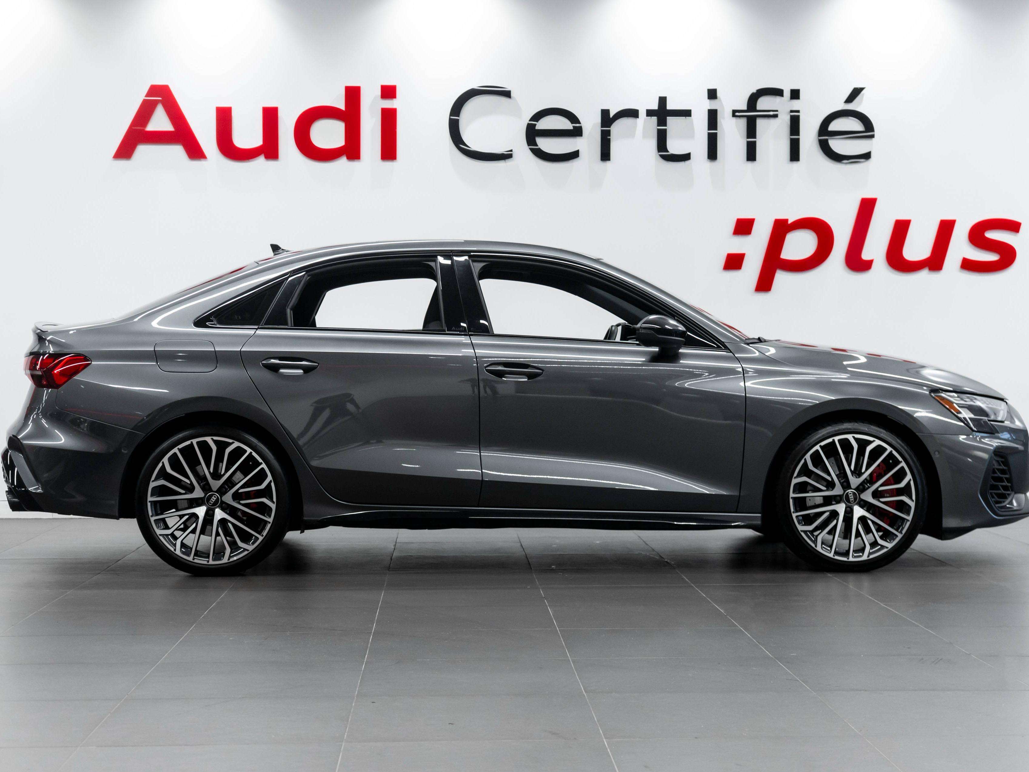 2025 Audi S3 Progressiv | Black Optics | Sonos | Sport Exhaust — photo 1