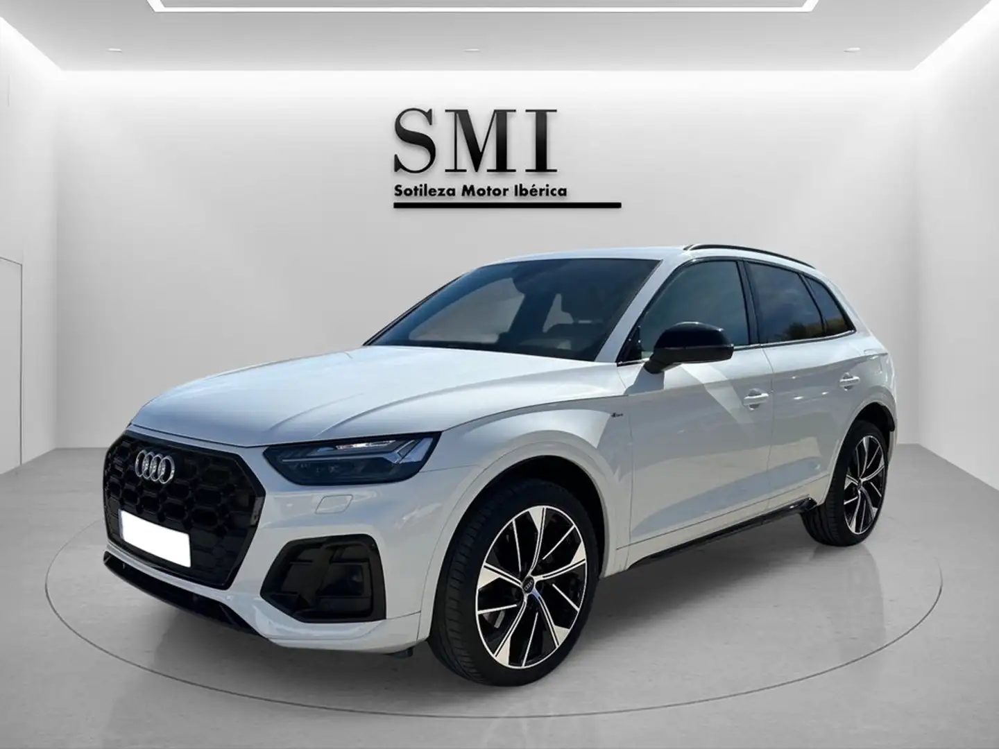 Audi Q5 55 TFSIe Black line quattro-ultra S tronic Blanco - 1