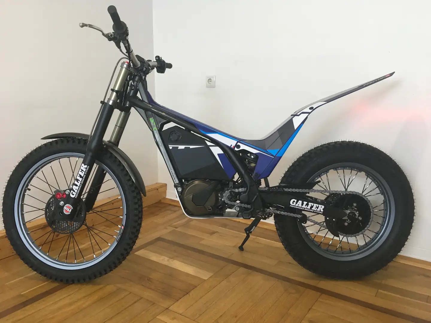Electric Motion ELECTRIC MOTION FACTOR-E Blau - 1