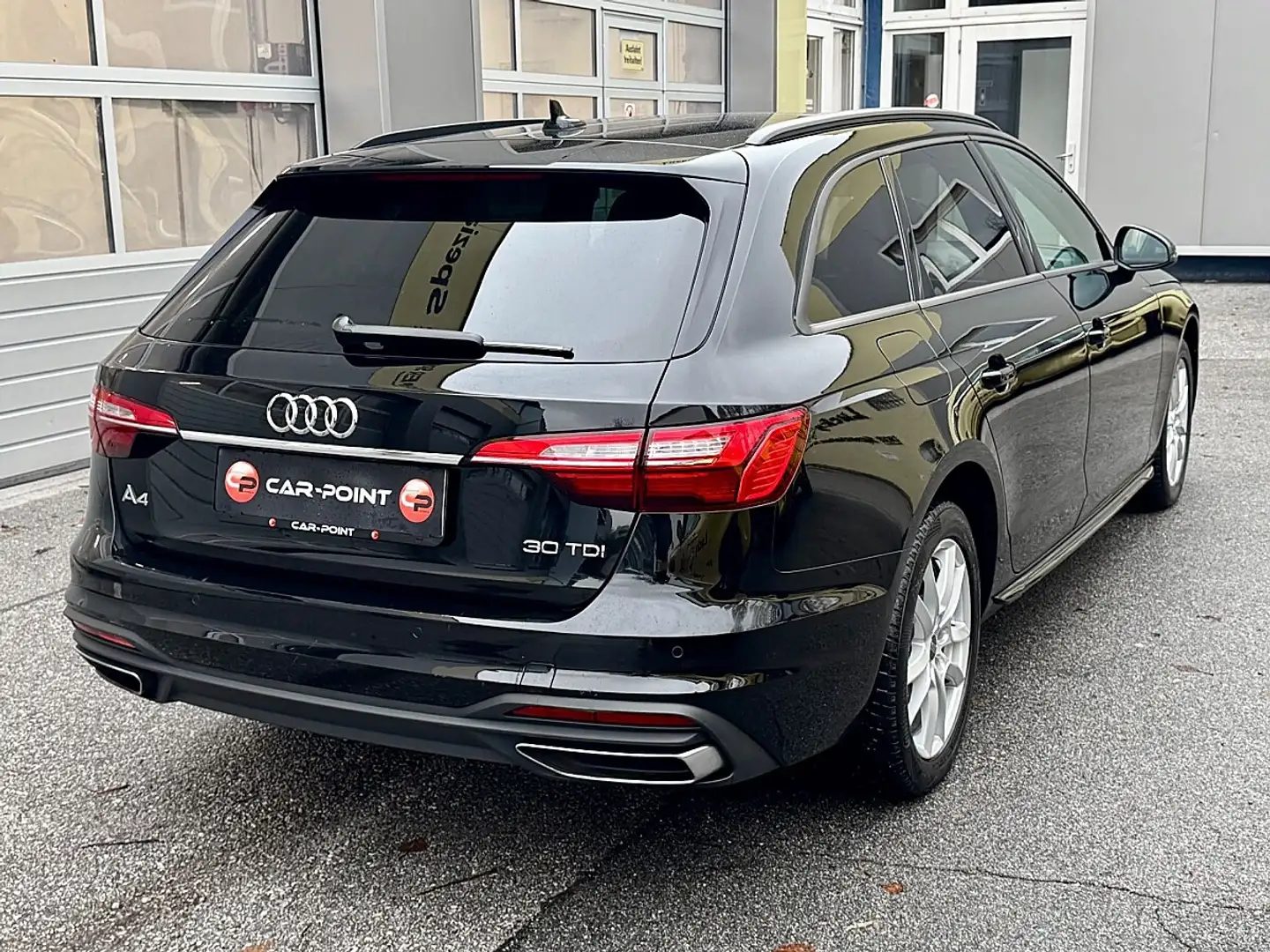 Audi A4 Avant 30 TDI S-tronic Business Komfortpaket Schwarz - 2