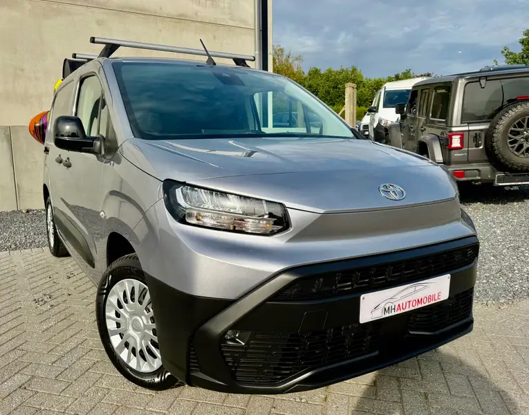 Toyota Proace City 1.5 D-4D UTILITAIRE NETTO 14.835€