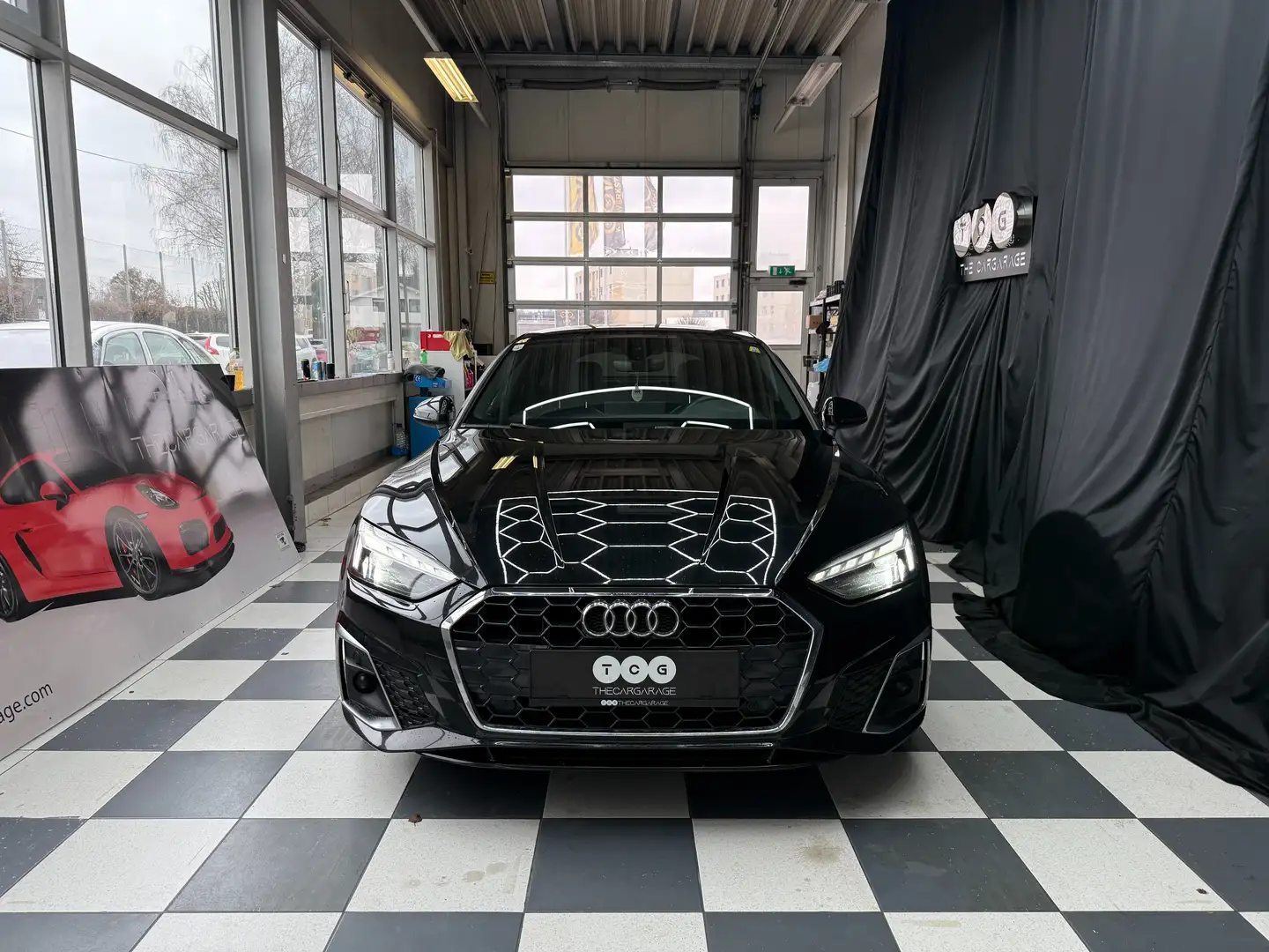 Audi A5 35 TDI S line Schwarz - 2