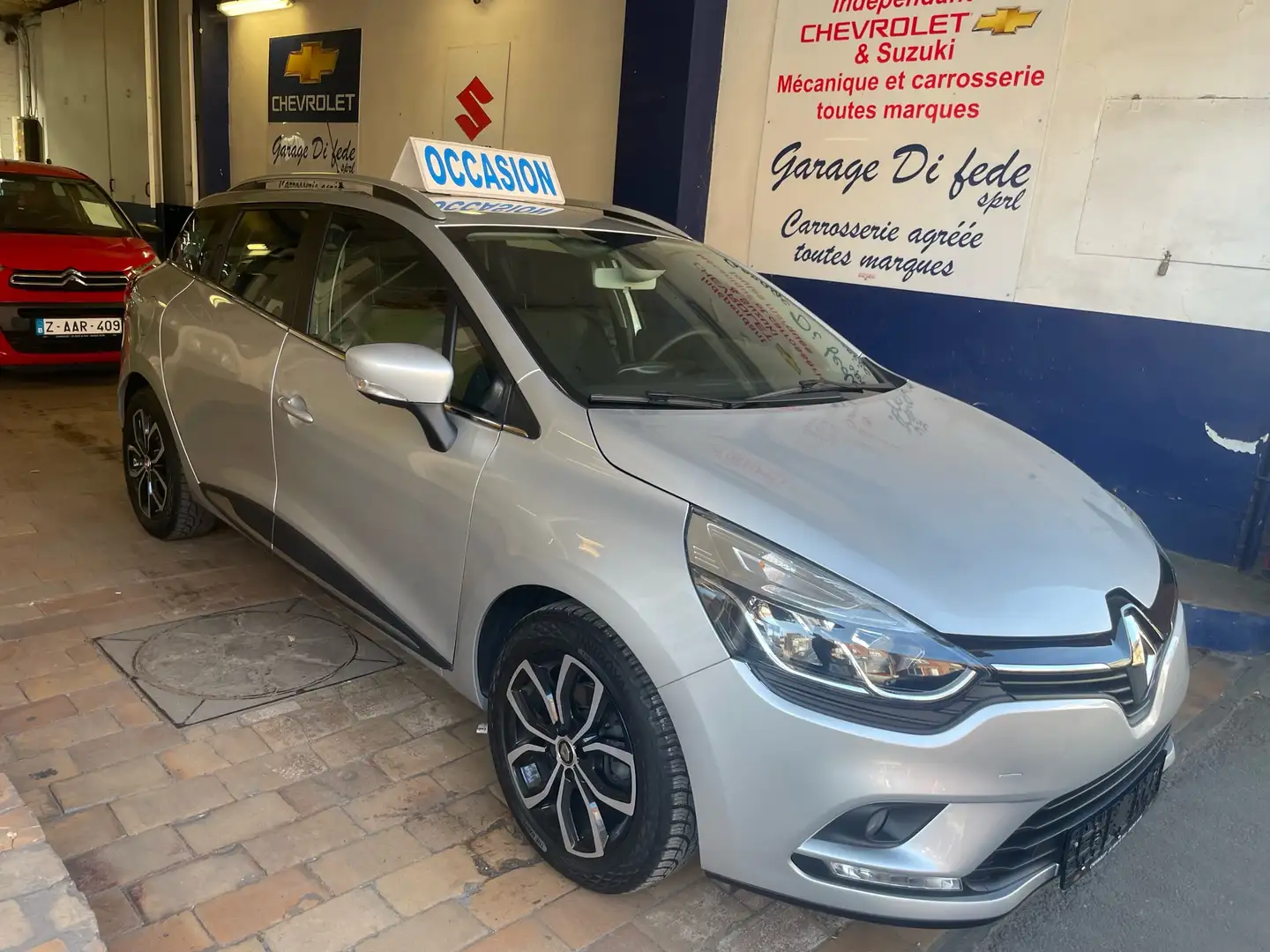 Renault Clio 0.9 TCe Energy Bose Edition 1 propriétaire Argent - 1