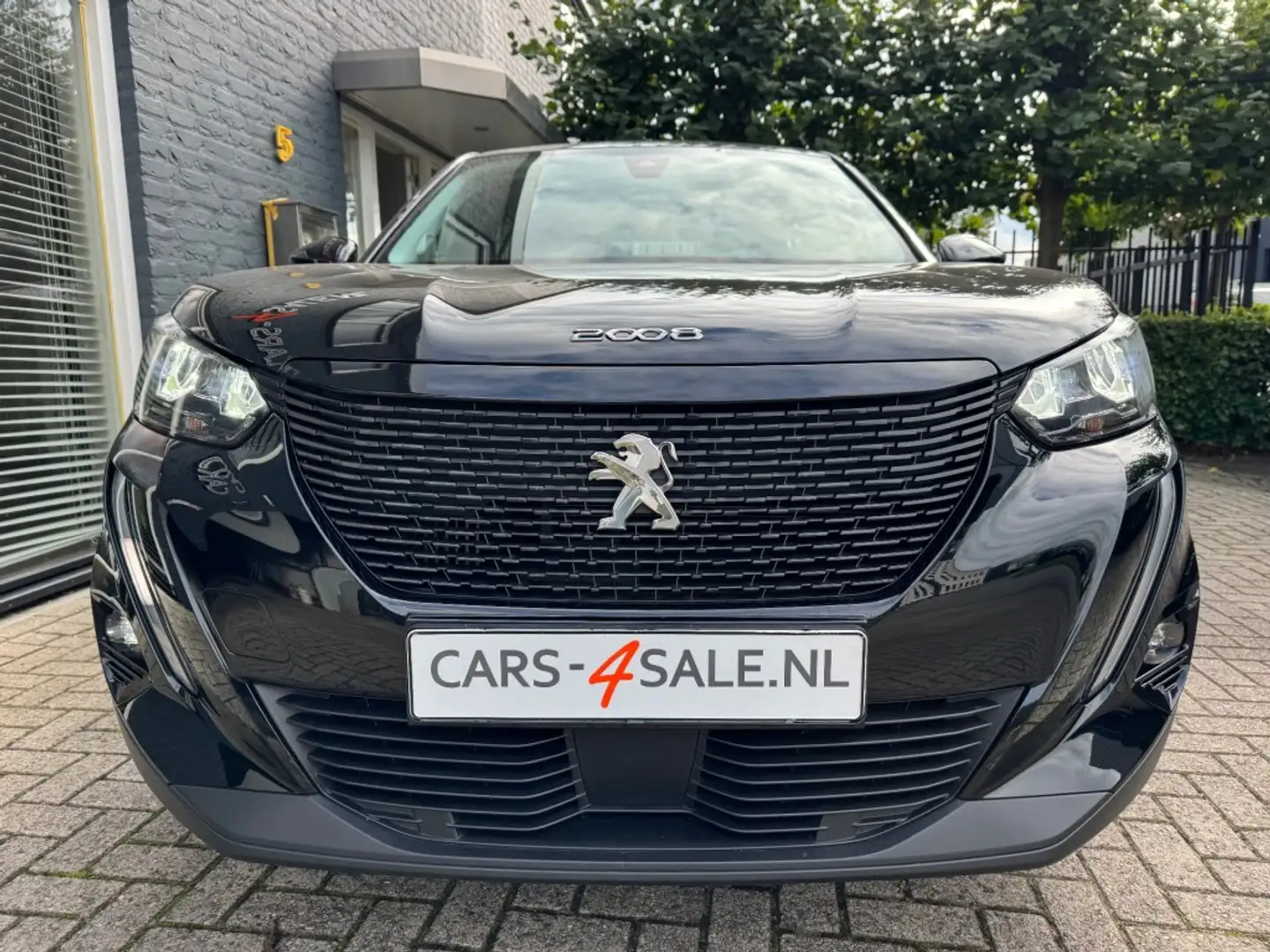 Peugeot 2008 1.2 Active Business + Led + Camera + Nav + Car-pla Schwarz - 2