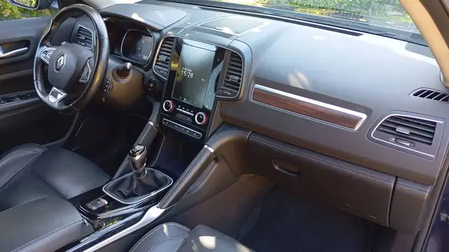 Renault Koleos view 10