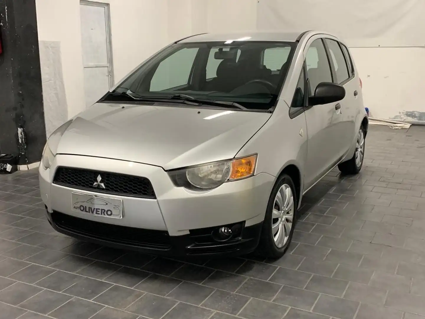 Mitsubishi Colt 1.1 12V 5p. GPL Invite-NEOPATENTATI Grigio - 2