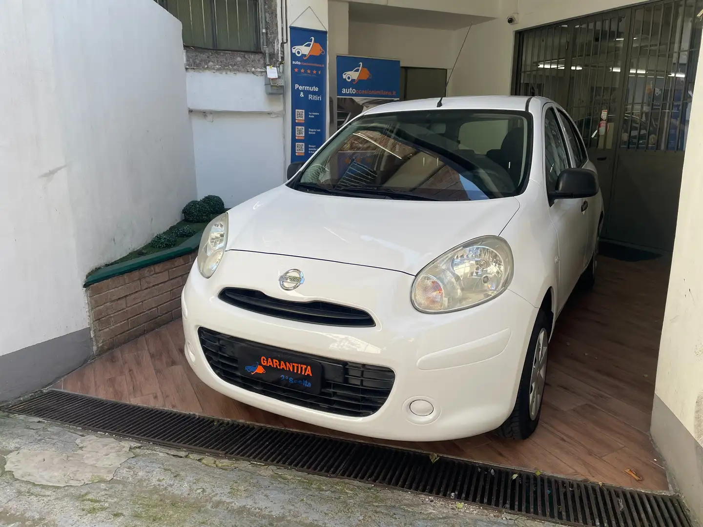 Nissan Micra NEOPATENTATI - BENZINA - 5 PORTE Bianco - 1