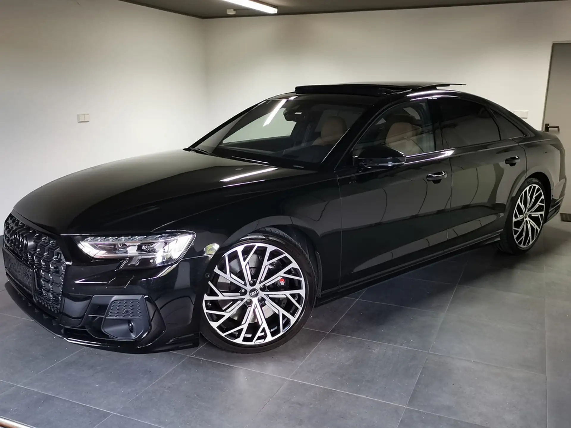 Audi S8 TFSI 2025 검정 사진 1
