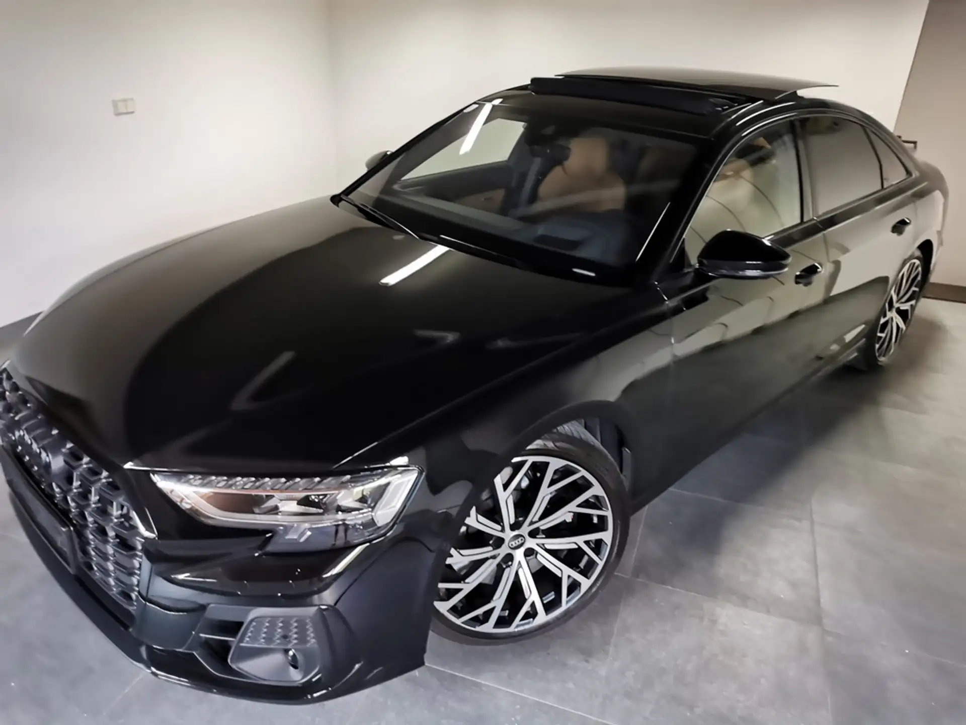 Audi S8 TFSI 2025 검정 사진 3