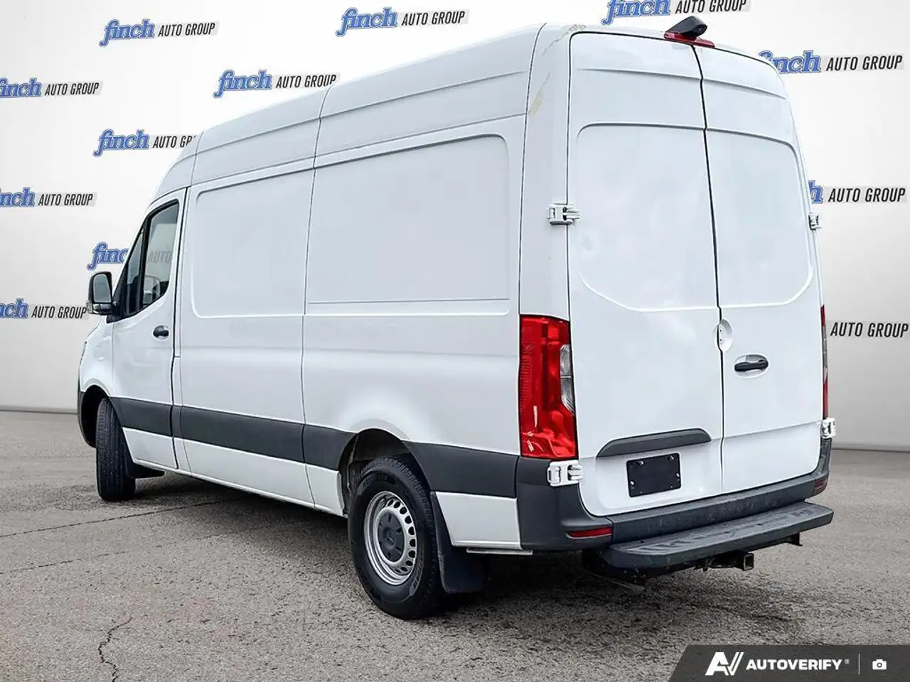 Mercedes-Benz Sprinter снимка Mercedes-Benz Sprinter