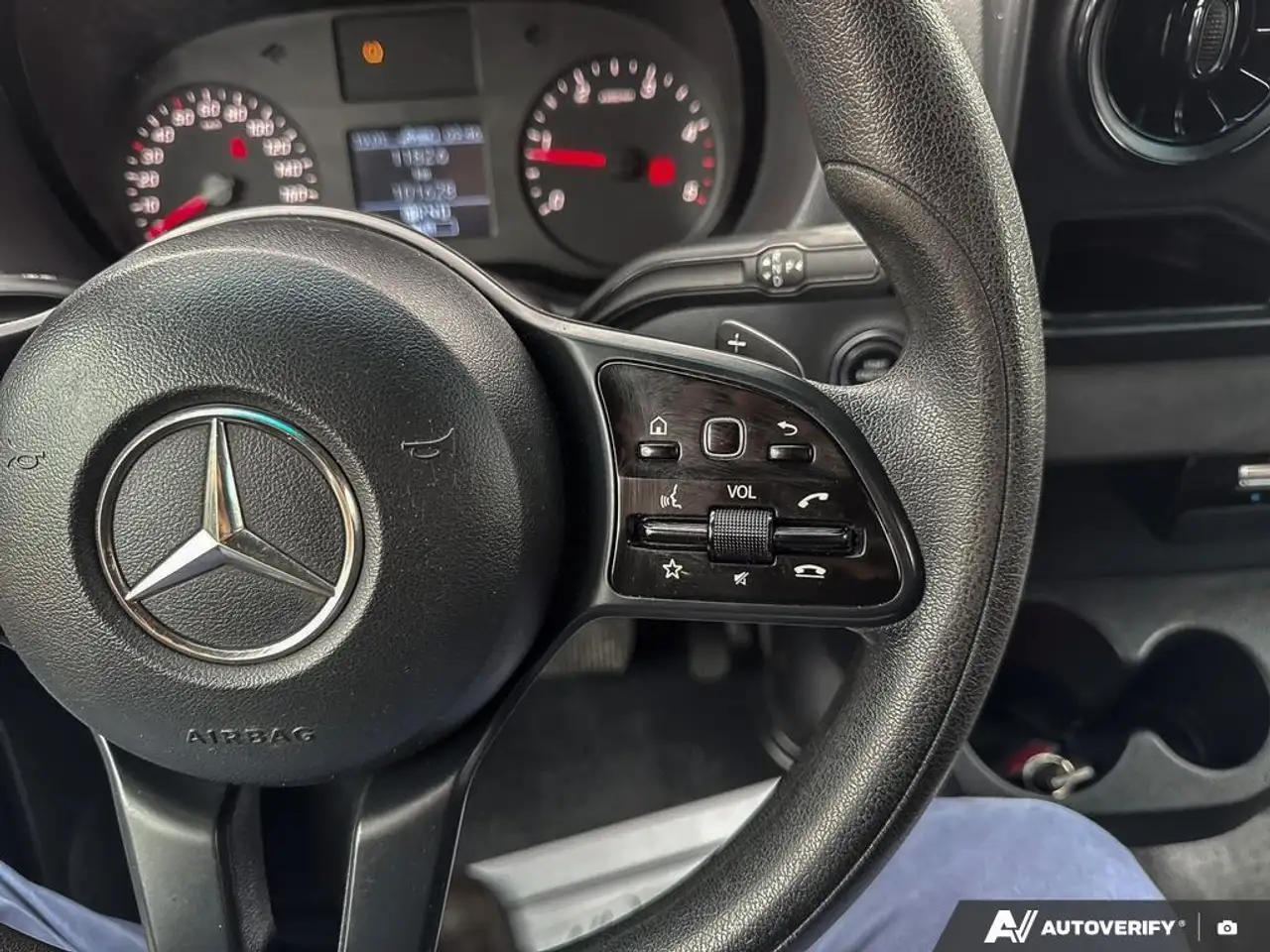 Mercedes-Benz Sprinter снимка Mercedes-Benz Sprinter