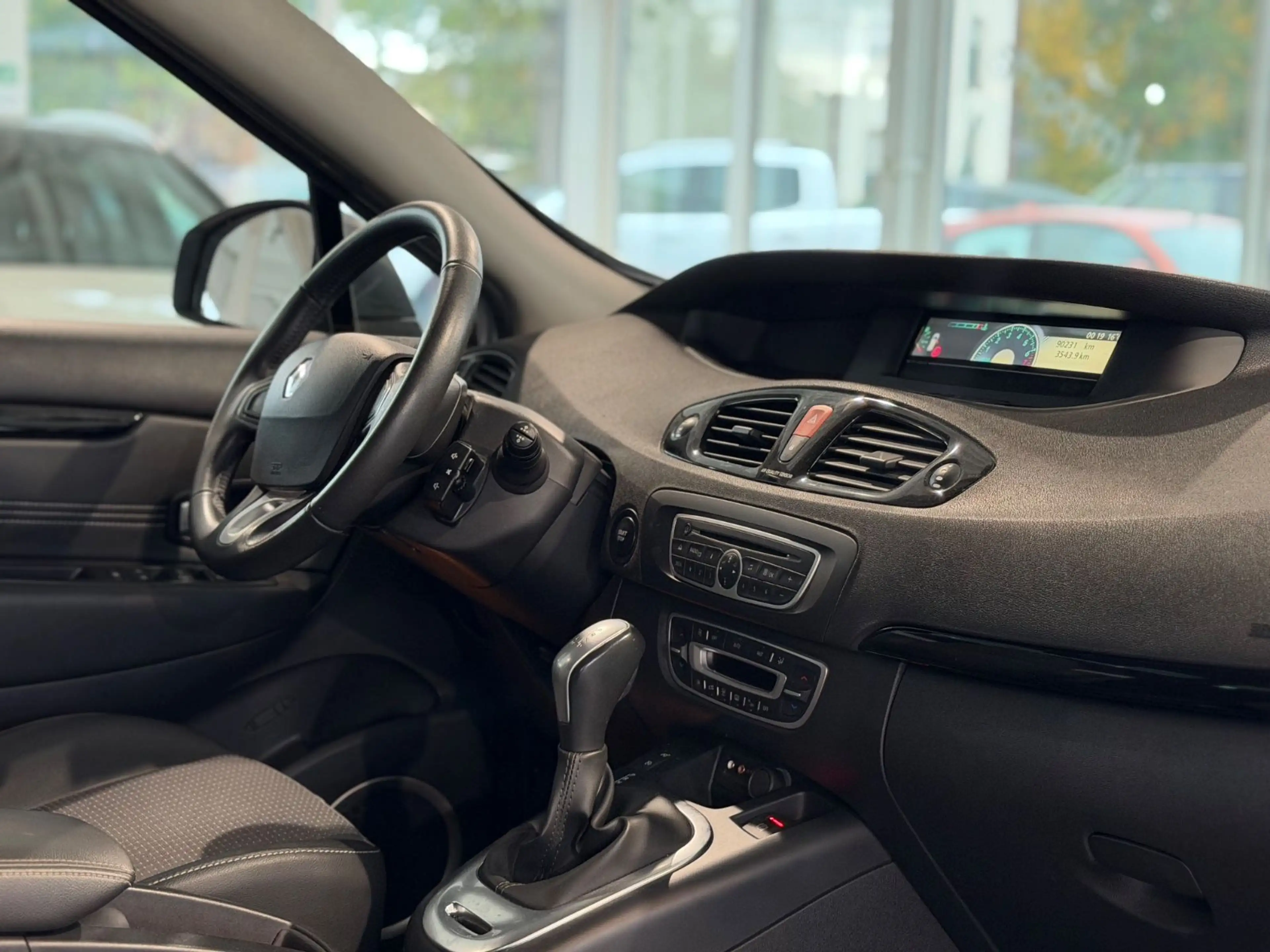 Renault Scenic III Dynamique*KLIMAAUT.*AHK*PDC*SHZ*TEMP* — photo 15
