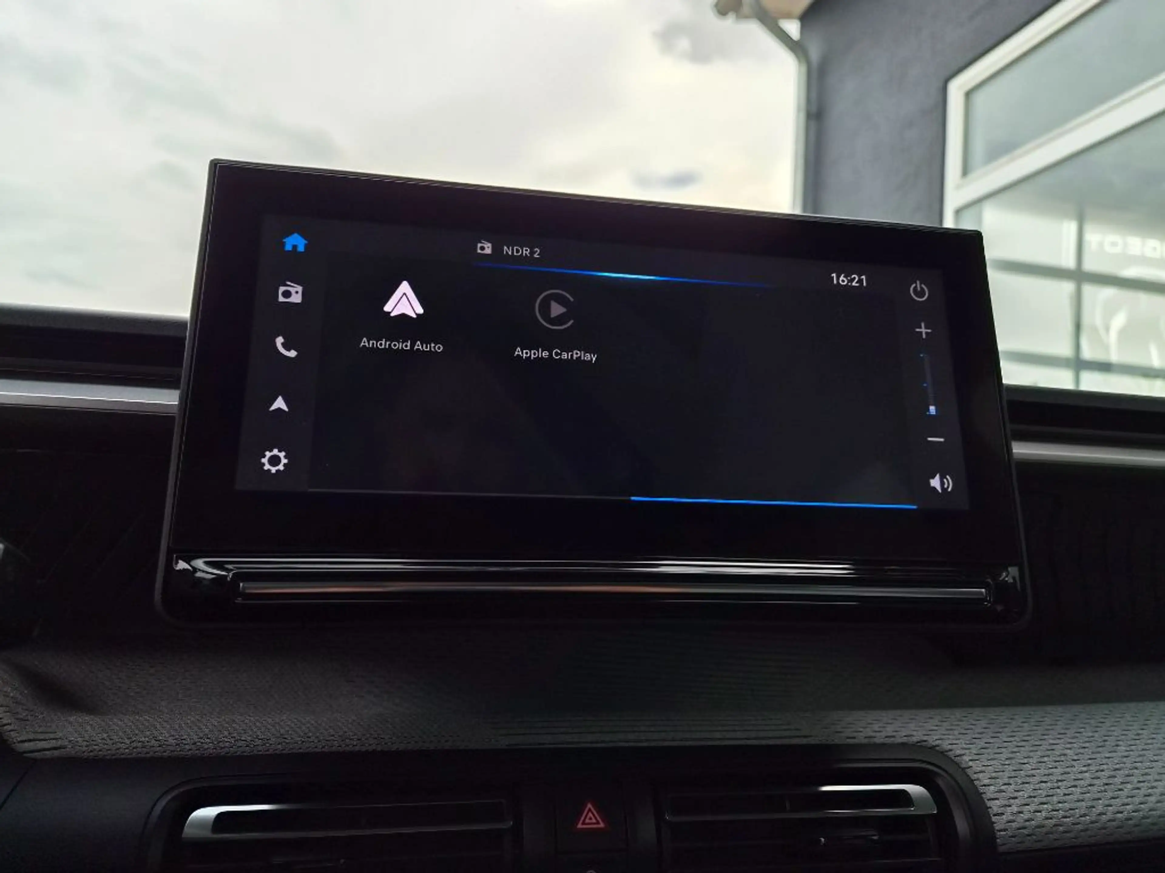 Citroen C3 C3 Elektro 113 MAX NAVI+KLIMAAUT.+LED+KAMERA — photo 13
