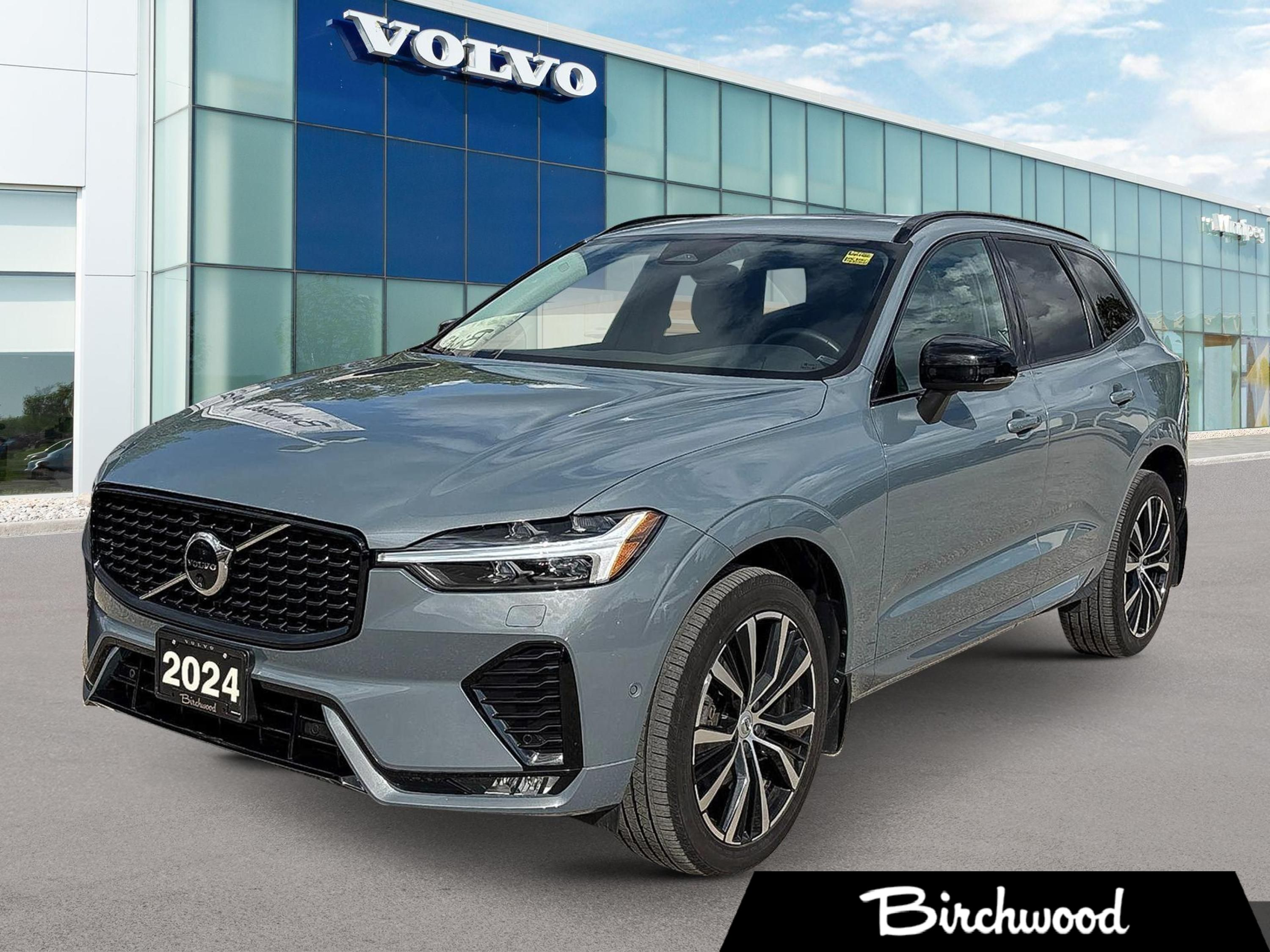2024 Volvo XC60 Plus Dark Theme