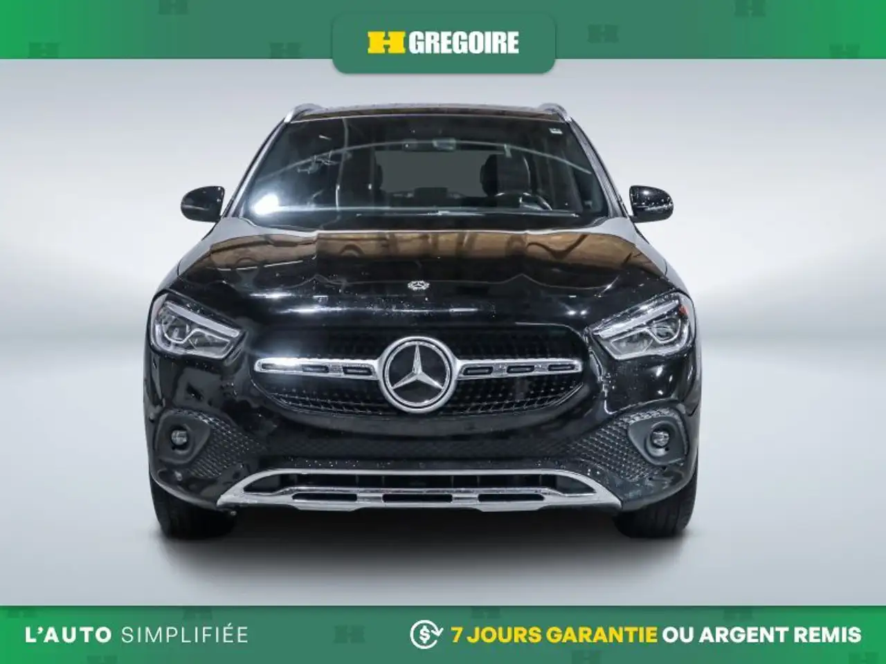 Mercedes-Benz GLA снимка Mercedes-Benz GLA